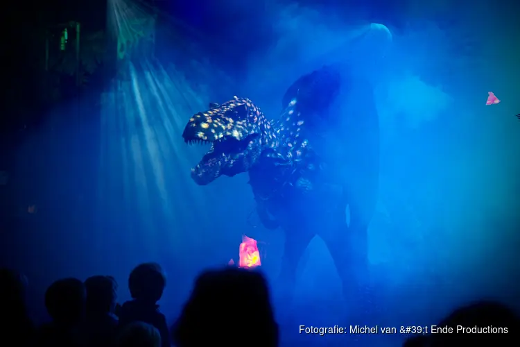 Een avontuurlijke reis naar de oertijd voor jong en oud - Jurassic Revenge, de spectaculaire Dino-show