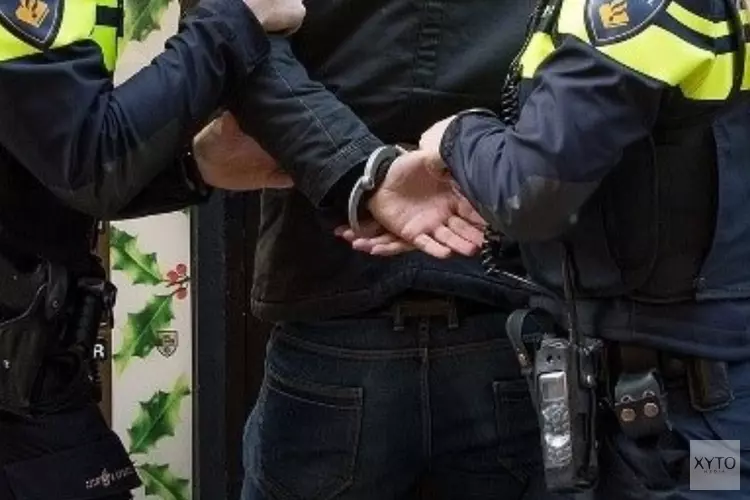 Haarlemmer (33) met mes negeerde waarschuwingsschot: ingerekend door arrestatieteam