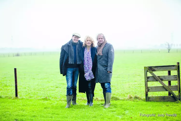 Leoni Jansen en Carel Kraayenhof met juweeltjes uit de folkmusic