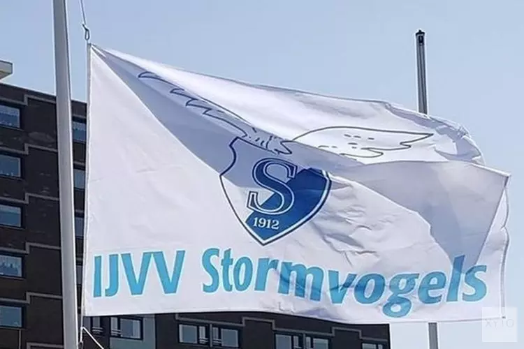 Stormvogels pakt overwinning op veel te lief Overbos