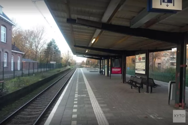 Politie slaat alarm om &#39;onberekenbaar persoon&#39; bij station Bloemendaal