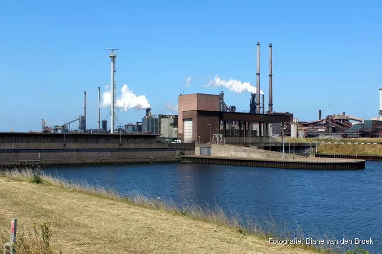 Tata Steel houdt enquête in Wijk aan Zee: 95% heeft last van stof