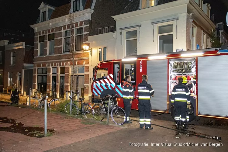 Afval in de brand gestoken aan de Essenstraat