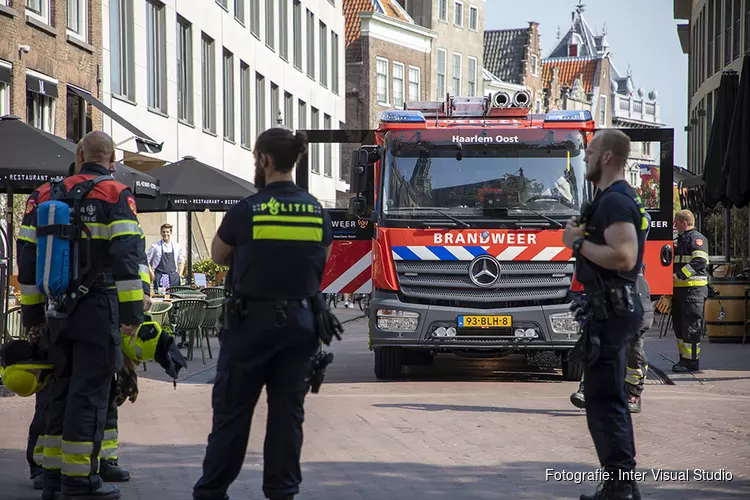 Brand bij restaurant aan de Oude Groenmarkt in Haarlem