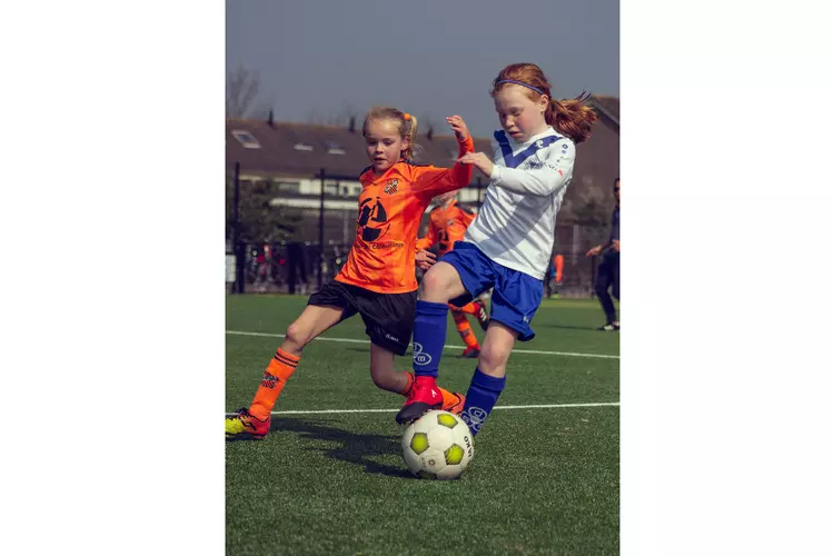 Voetbalvereniging DEM biedt de gewenste spelvorm voor het vrouwenvoetbal