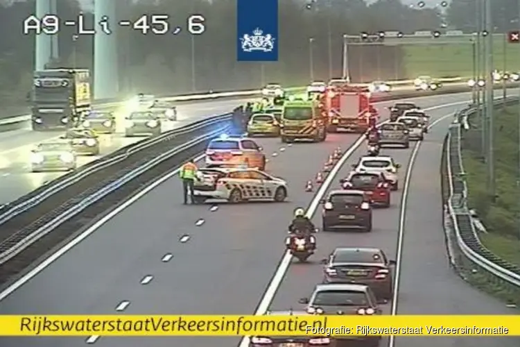 Botsing met acht voertuigen op A9: meer dan twee uur vertraging richting Amstelveen