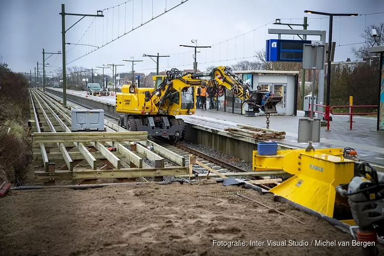 Werkzaamheden aan station Zandvoort in volle gang