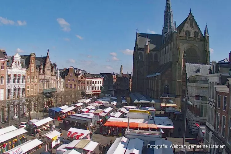 Kritiek en begrip op social media over doorgaan zaterdagmarkt in centrum Haarlem