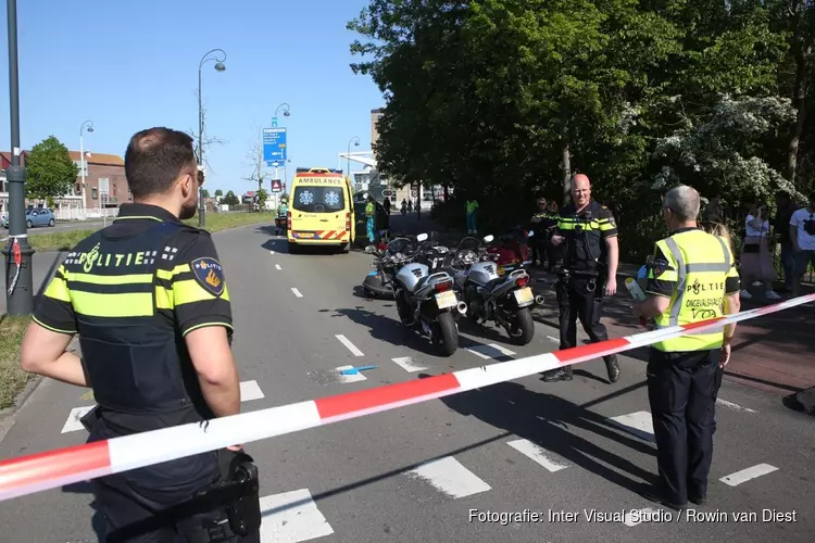 Bestuurder scootmobiel gewond na botsing met motor