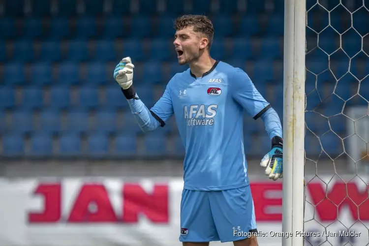 Telstar huurt keeper Schendelaar van AZ