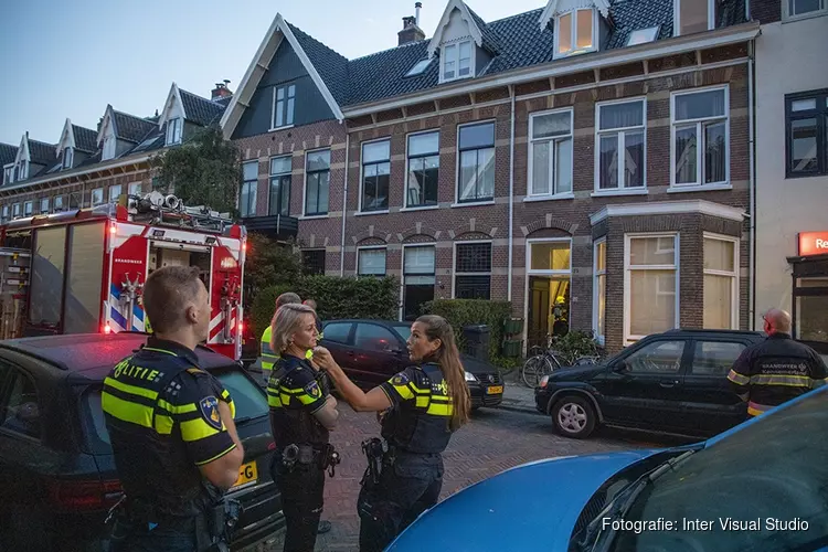 Bewoners naar buiten door pannetje op het vuur