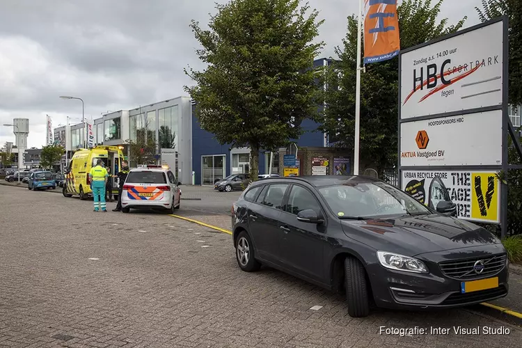 Scooterrijdster aangereden door auto in Heemstede