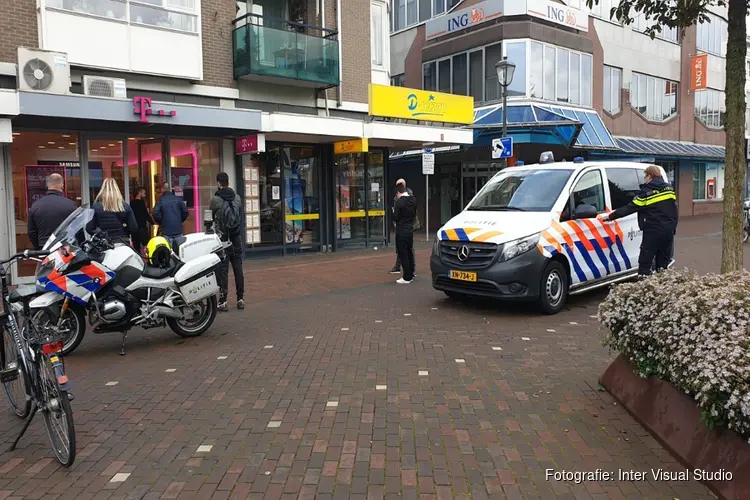 Telefoonzaak in Beverwijk overvallen