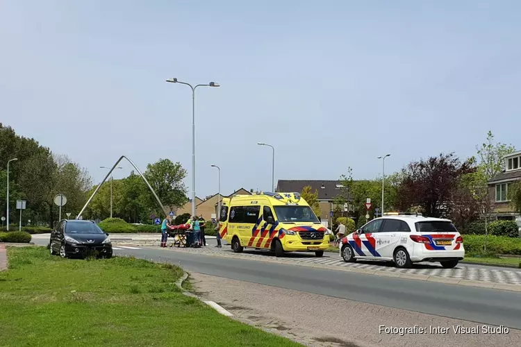 Aanrijding op rotonde in Heemskerk