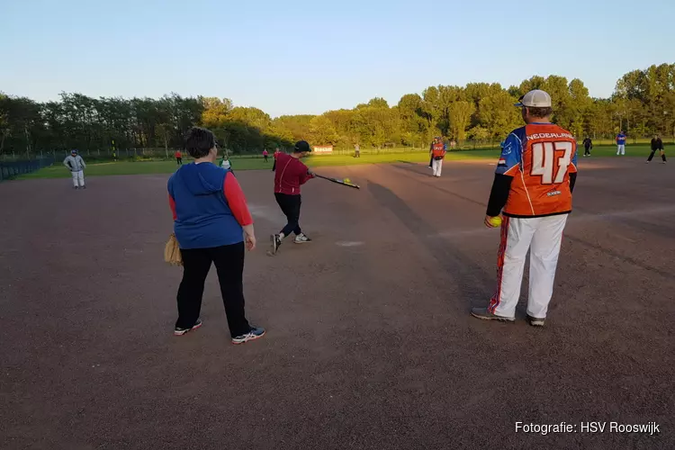 Kennismaken met Slowpitch bij Rooswijk