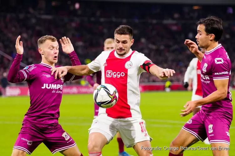 Ajax thuis niet langs Go Ahead Eagles