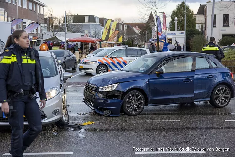 Veel schade en overlast door ongeval op de Rijksstraatweg in Haarlem