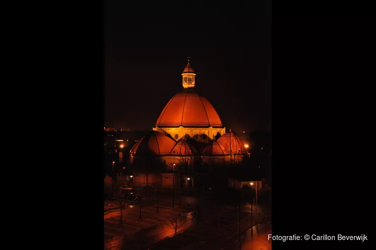 Kerstmelodieën van Carillon Beverwijk