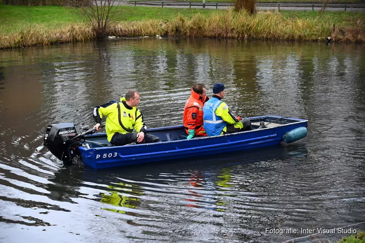 Politieonderzoek in vijver langs Plesmanweg Beverwijk