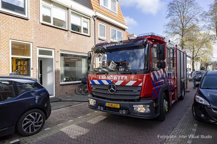 Brand in schuur aan de Leidsestraat in Haarlem