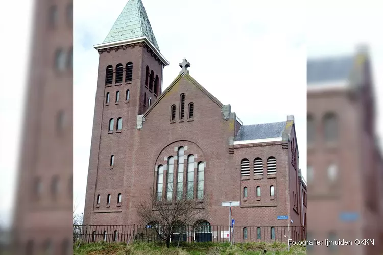 Film kijken in de kerk