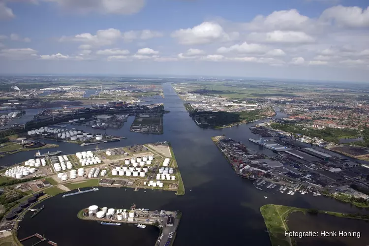 ‘Werken op en aan het Noordzeekanaal’