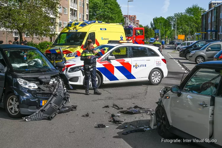 Frontale aanrijding op de Bleriotlaan in Beverwijk