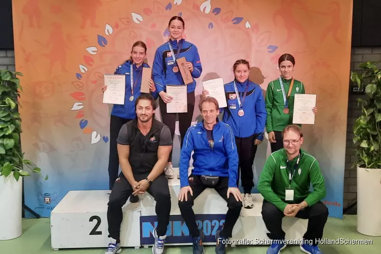 Dubbel goud op NJK2022 voor Ava Emanuel van HollandSchermen