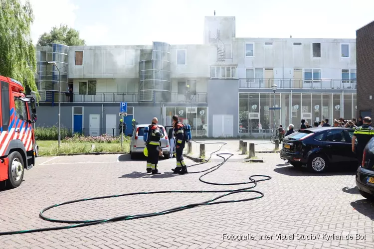 Brand in flatwoning Fie Carelsenplein in Haarlem