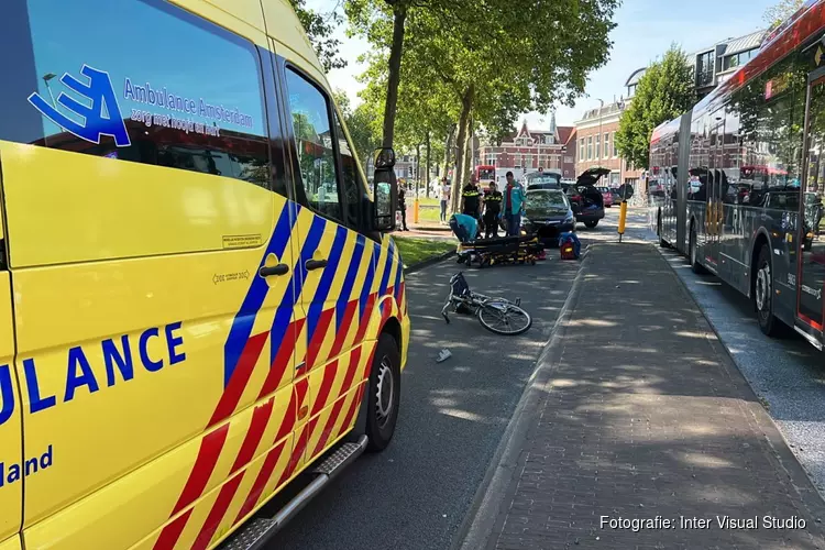 Fietsster gewond in Schalkwijkerstraat in Haarlem