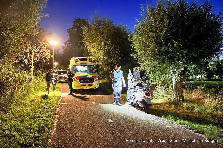 Scooterrijdster gewond bij ongeval in Haarlem