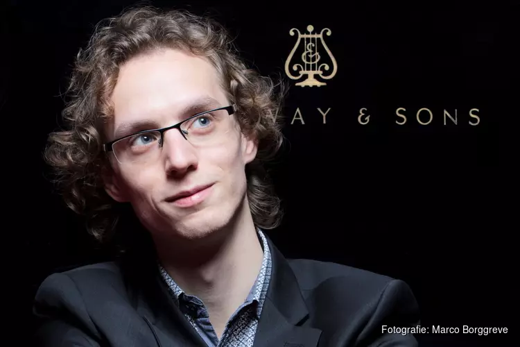 Zondagochtendconcert met pianist Tobias Borsboom