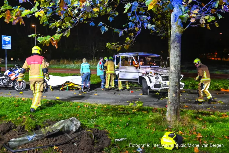 Auto gaat er vandoor na stopteken en crasht in Beverwijk