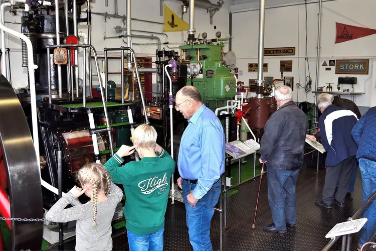 Zee- en Havenmuseum: motorendraaidag, pinkstervakantie en meer.