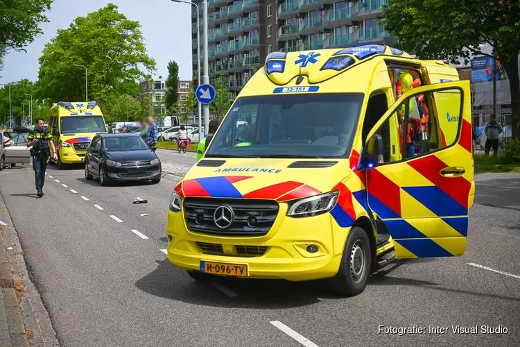 Kind ernstig gewond na aanrijding in Heemskerk