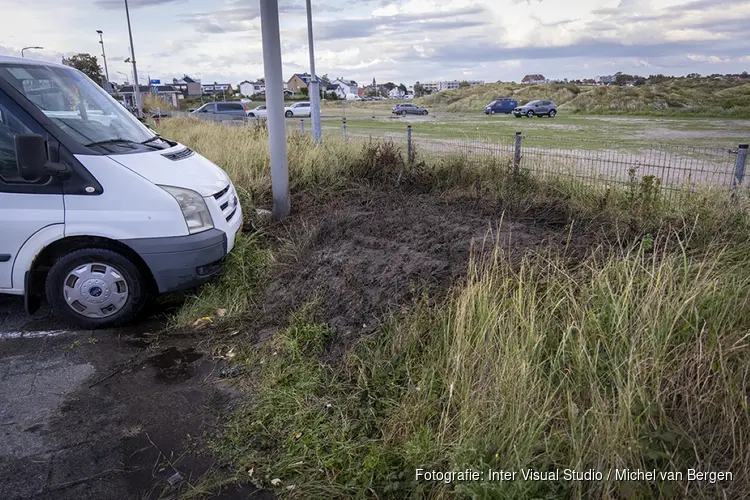 Politie weet autobrand te voorkomen door duinbrandje te blussen