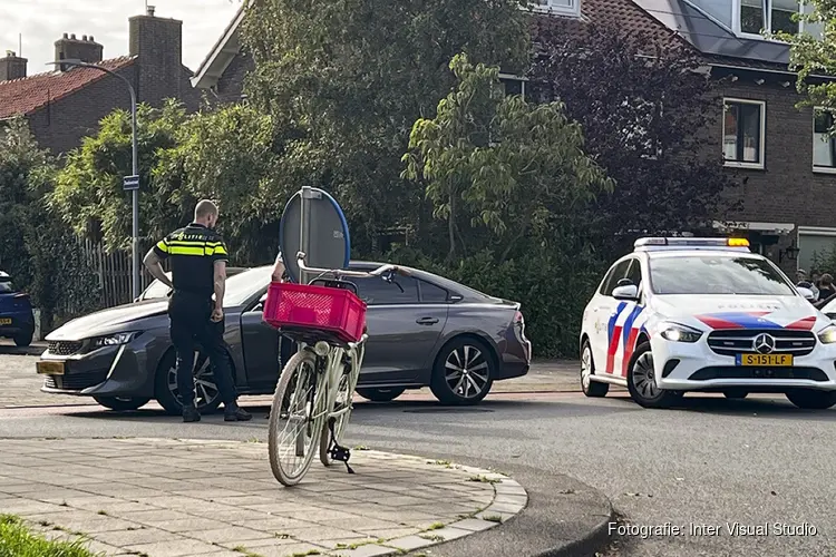 Meisje gewond bij botsing met auto op de Eksterlaan in Haarlem