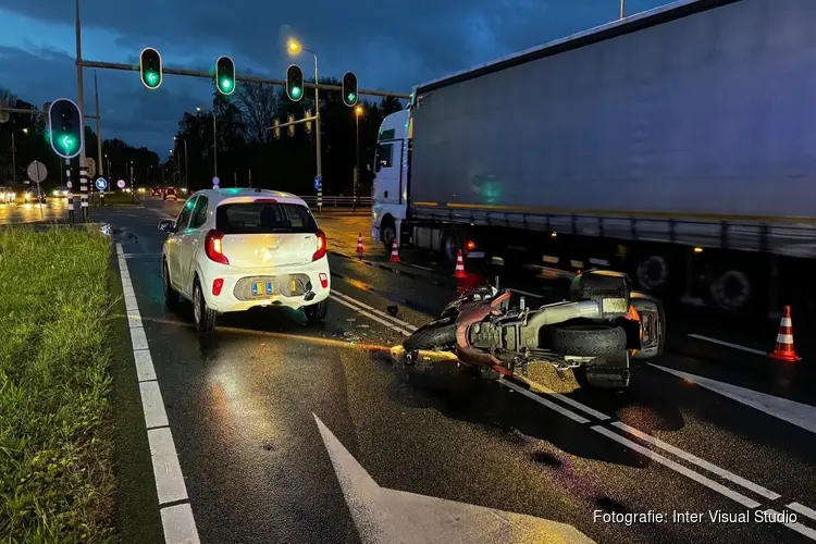 Motorrijder gewond bij ongeval op Delftlaan in Haarlem