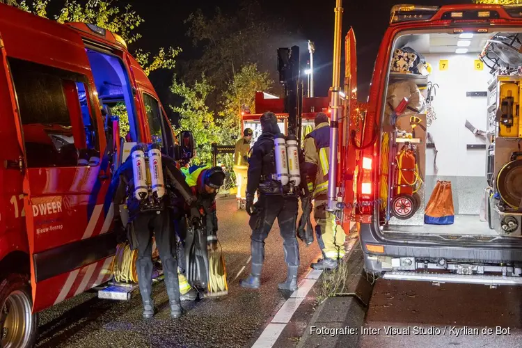 Grote duikactie in Heemstede: één persoon naar ziekenhuis