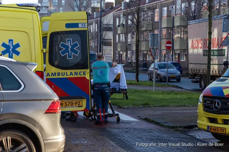 Fietser gevallen door gladheid in IJmuiden