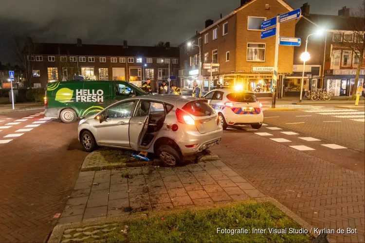 Aanrijding op Moerbergplantsoen in IJmuiden