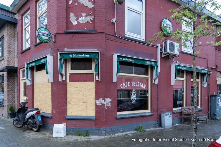 Ramen Café Telstar vernield, veel politie op de been