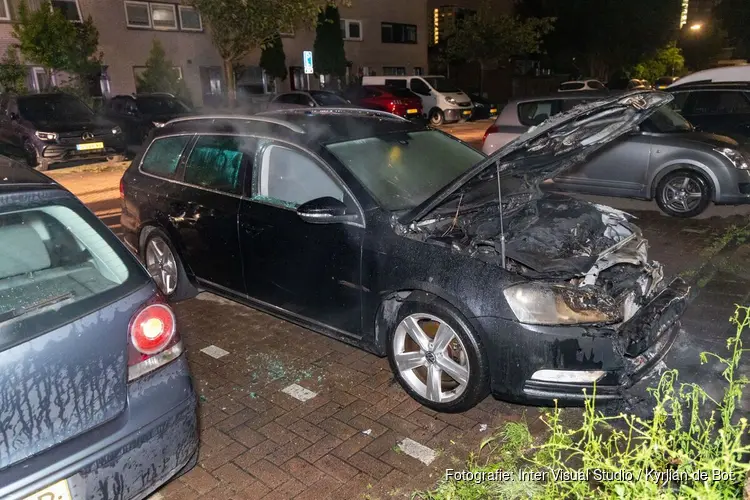 Opnieuw auto in vlammen op in Haarlem