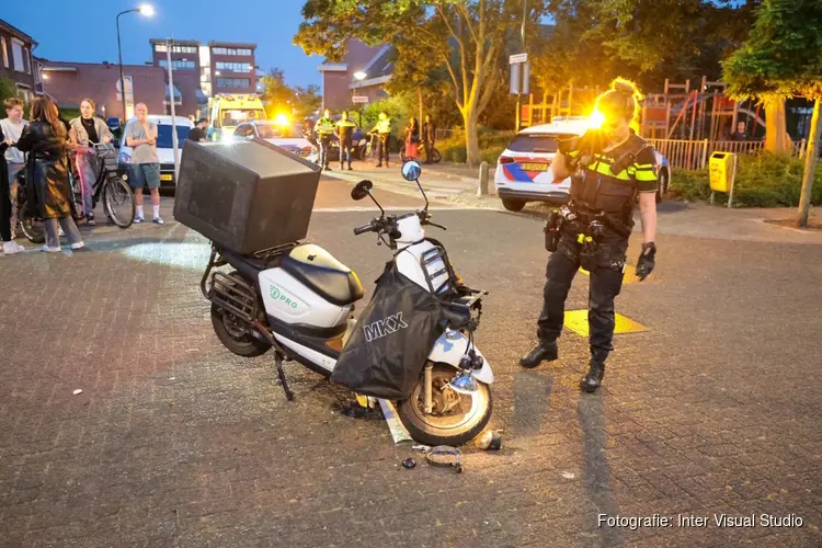 Bezorger aangereden in Haarlem