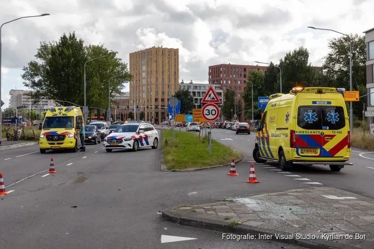 Flinke aanrijding op Prins Bernhardlaan in Haarlem