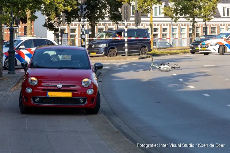 Fietser aangereden op Buitenrustlaan in Haarlem