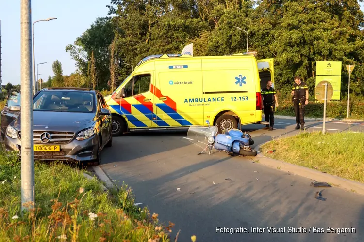 Scooterrijder gewond op Tolweg in Heemskerk