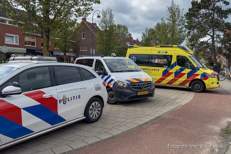 Fietser gewond bij aanrijding door auto op De Ruijterplein in Haarlem