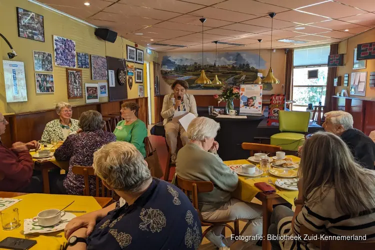 Nationale Voorleeslunch voor ouderen in de Bibliotheek