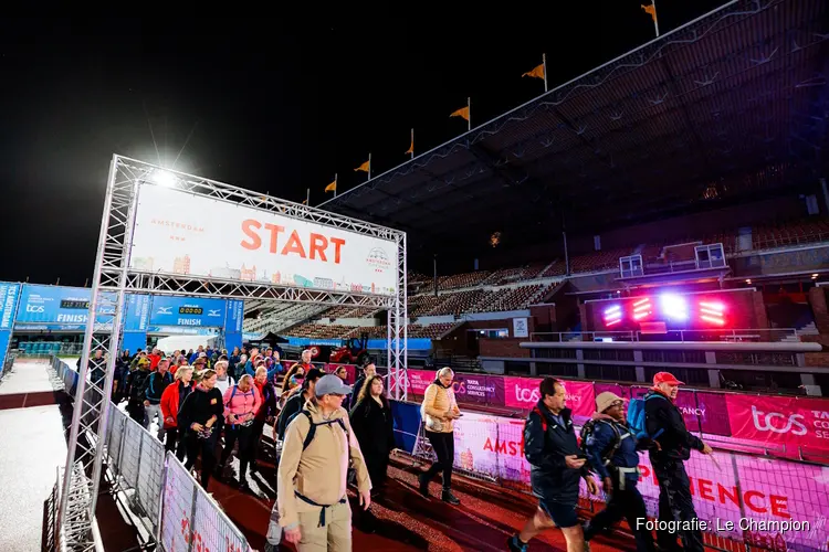 13.000 wandelaars zaterdag aan de start van 10e editie Amsterdam City Walk